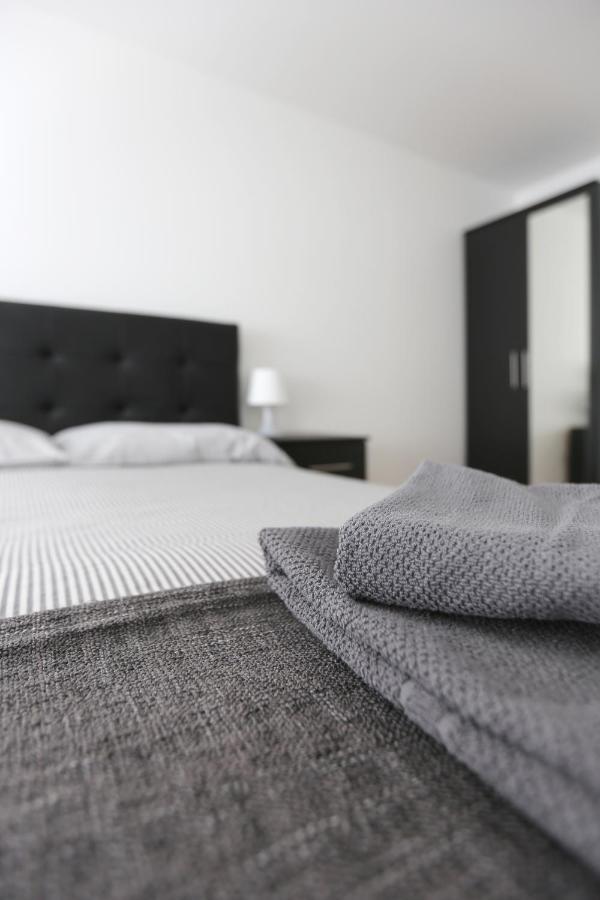 Radalco Apartments Hounslow Dış mekan fotoğraf
