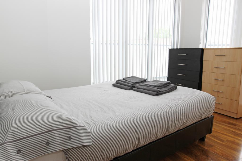 Radalco Apartments Hounslow Oda fotoğraf