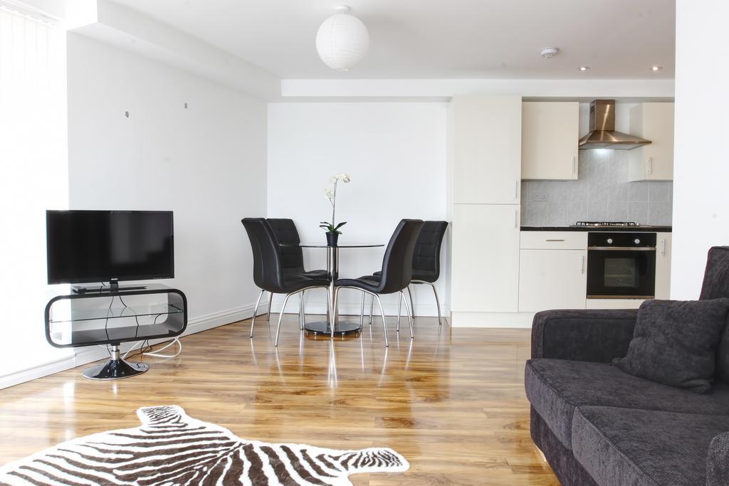 Radalco Apartments Hounslow Oda fotoğraf